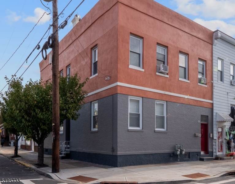 655 4Th Ave - Photo 1