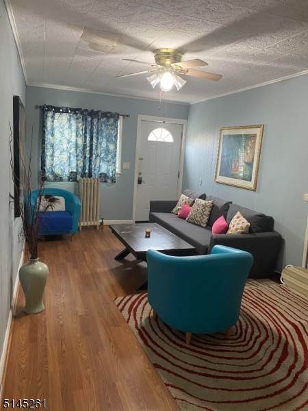 84 Brookwood St - Photo 1