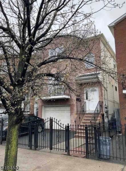 92 Vanderpool St - Photo 1