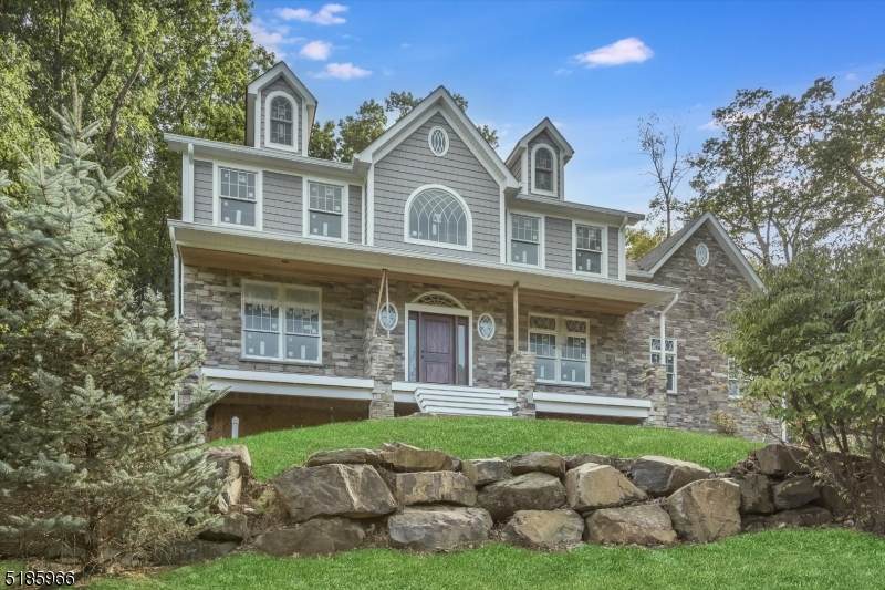 4 Skyview Rd - Photo 1