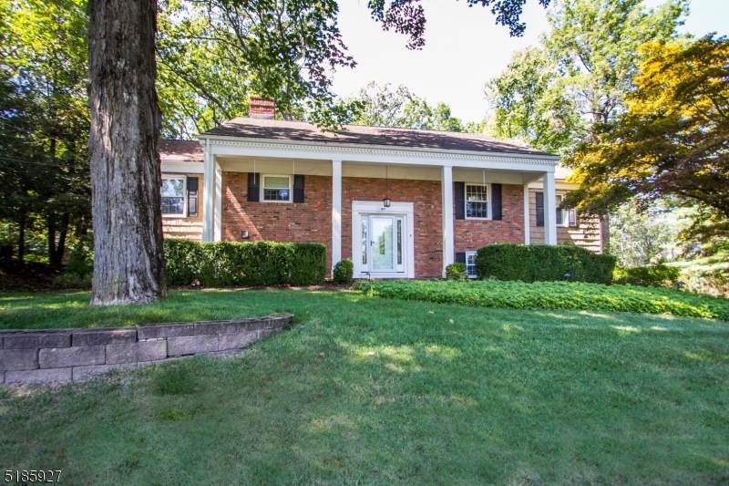99 Skyline Dr - Photo 1