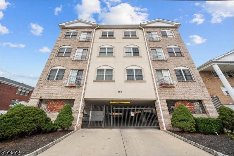 349 S Broad St - Photo 1