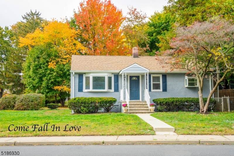 1803 Maple Ave - Photo 1