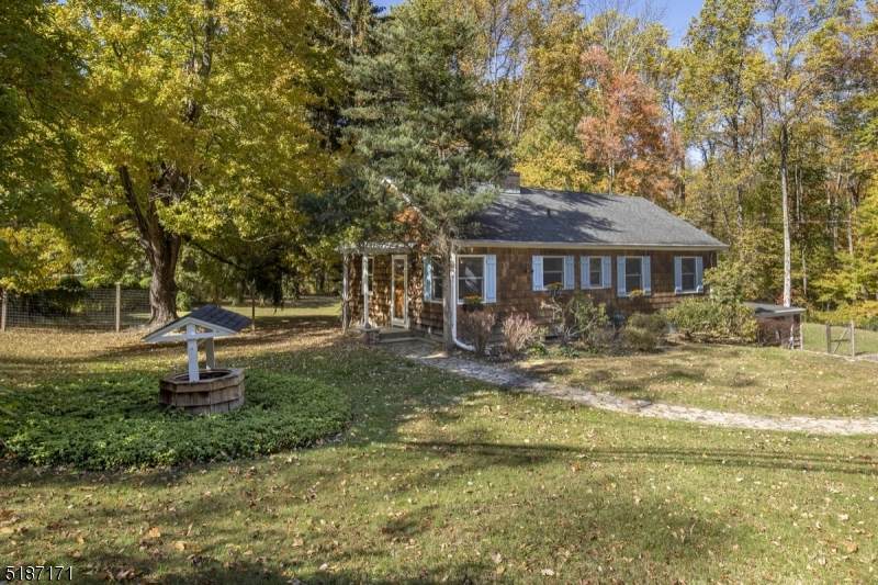 54 Lloyd Rd - Photo 1