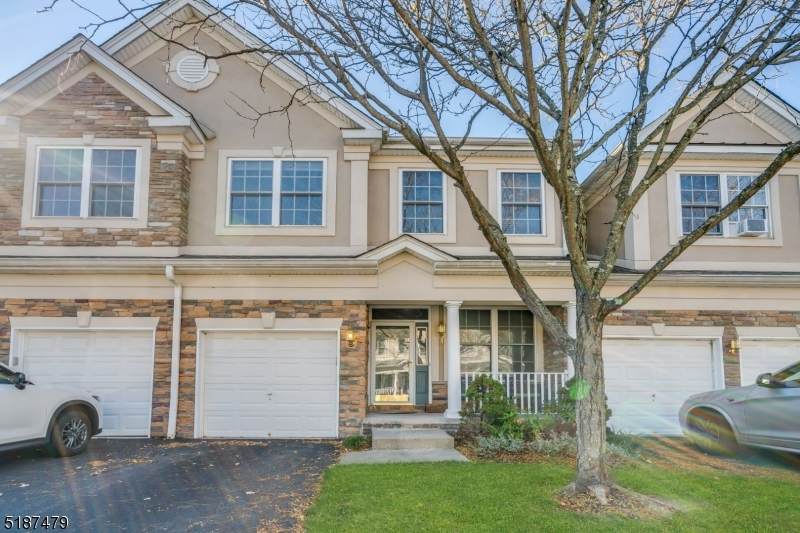 201 Levinberg Ln - Photo 1