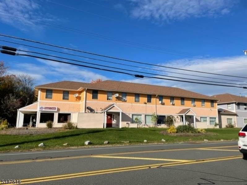 100 Quarry Rd - Photo 1
