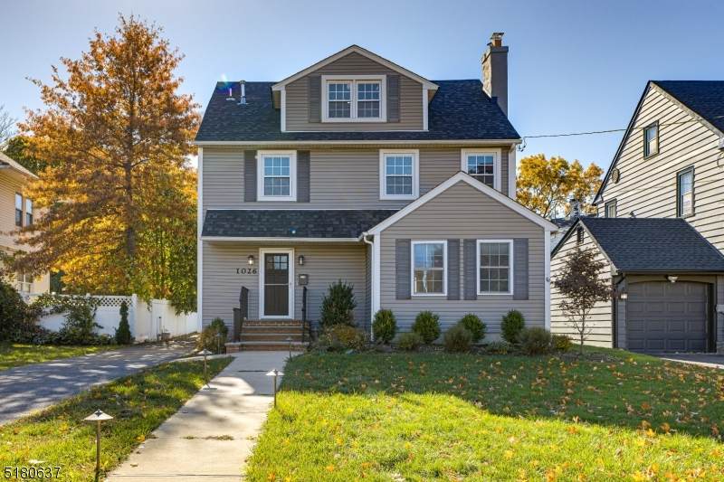 1024 Evergreen Avenue - Photo 1