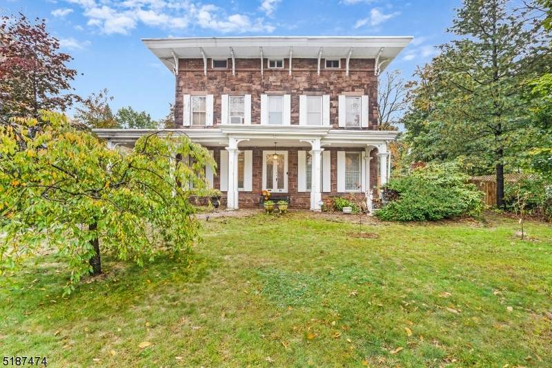50 Abington - Photo 1
