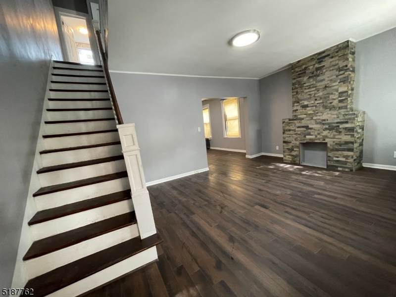491 Avon Ave - Photo 1