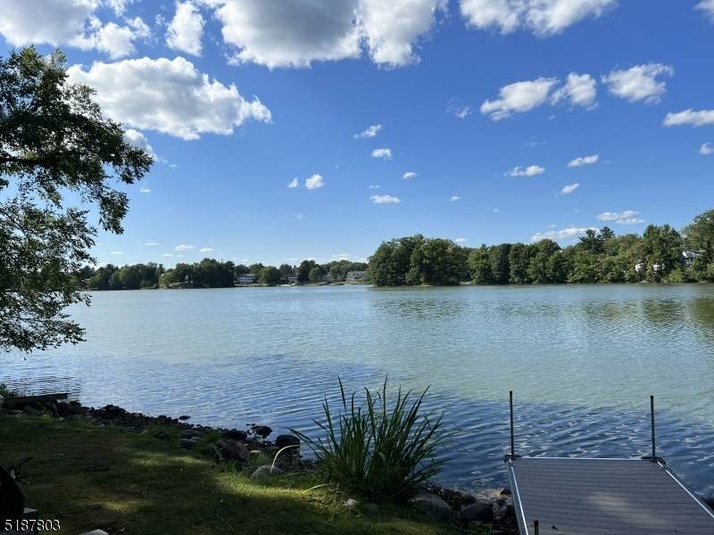 354 Lake Shore South - Photo 1