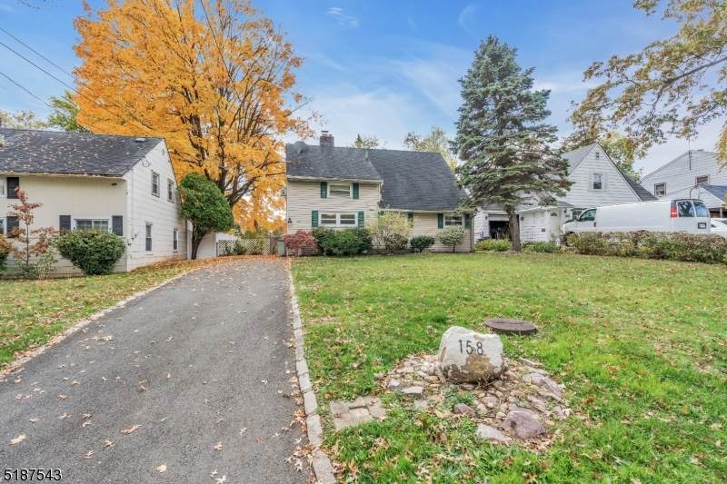 158 Colonia Blvd - Photo 1