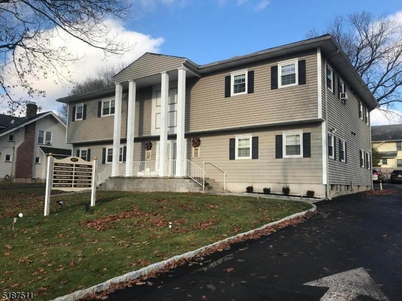 577 Westfield Ave - Photo 1