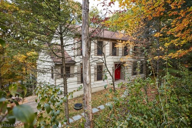 149 Hillcrest Ave - Photo 1