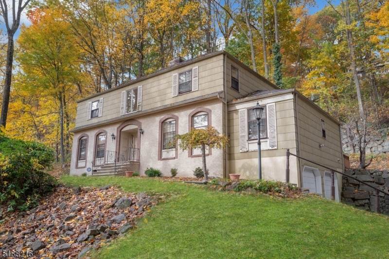 51 Raynor Rd - Photo 1