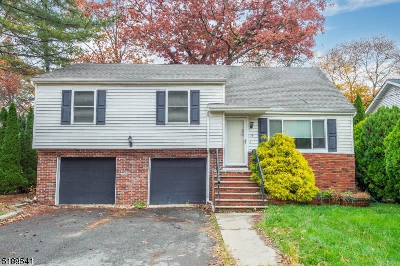 19 Ellen Dr - Photo 1