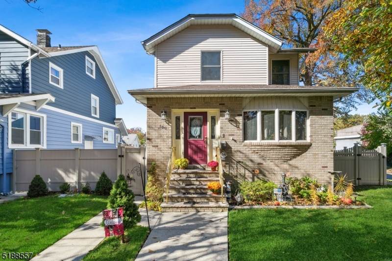 100 7Th St - Photo 1