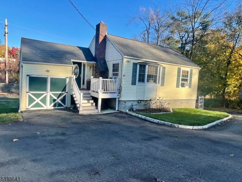 50 Southwynde Dr - Photo 1
