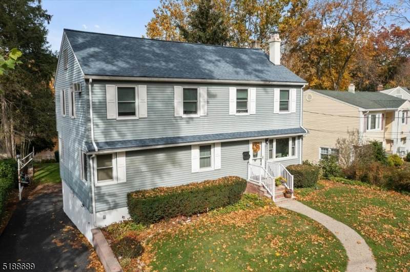 85 Lakeshore Dr - Photo 1