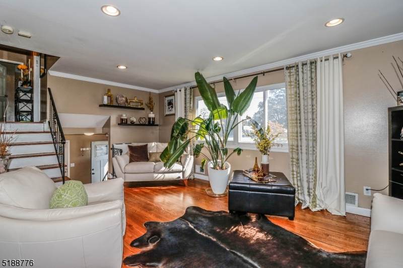 55 Orchard St - Photo 1