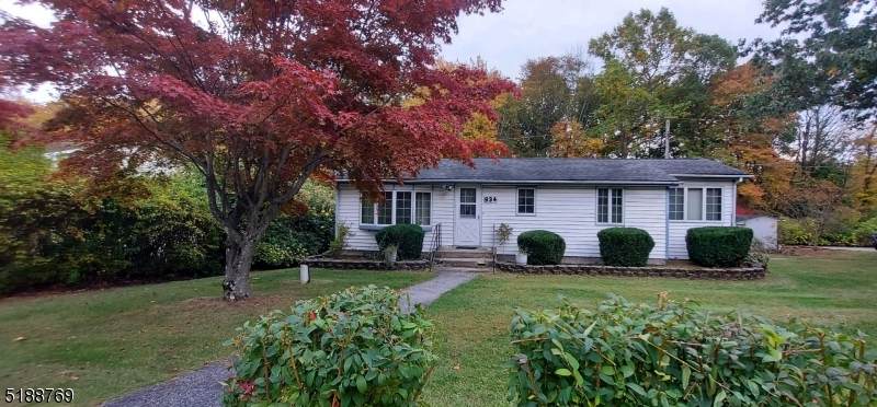 934 Hampton Rd - Photo 1