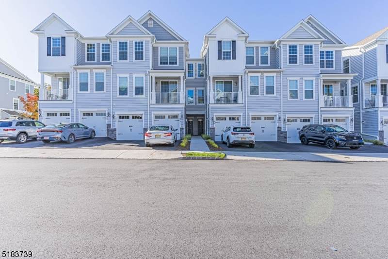 92 Aspen Dr - Photo 1