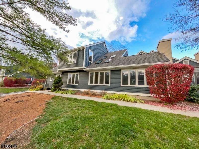 136 Village Dr - Photo 1