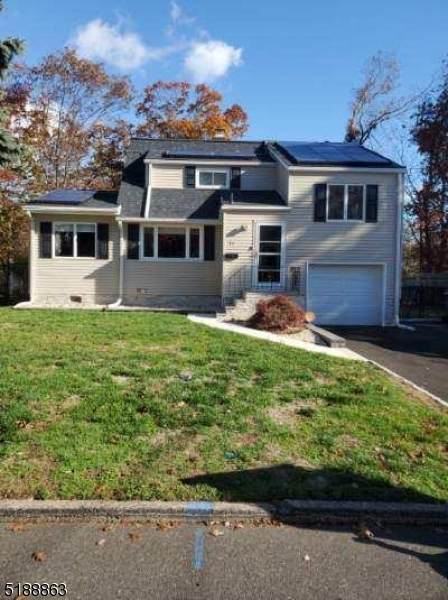 33 Runyon Ave - Photo 1