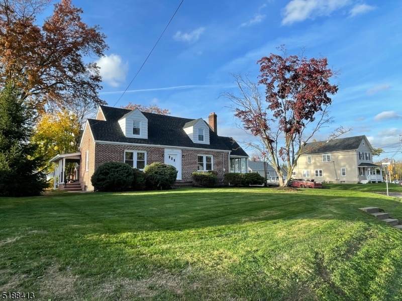 820 S Main St - Photo 1