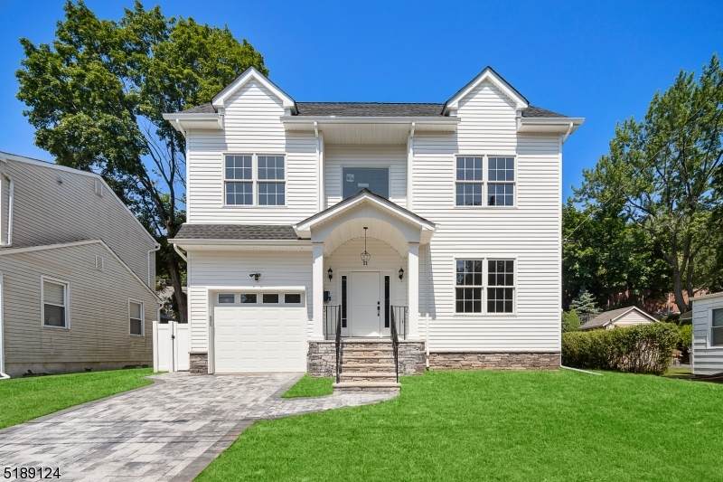 11 Mandeville Ave - Photo 1