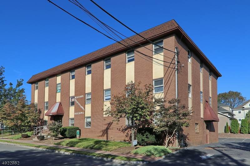 230 Sherman Ave - Photo 1