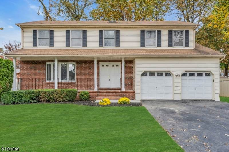 4 Rockoff Ct - Photo 1