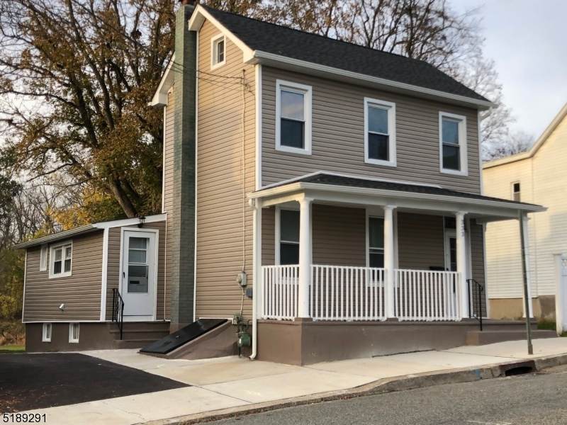 333 Center St - Photo 1