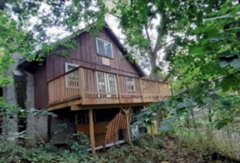 25 Valley Dr - Photo 1