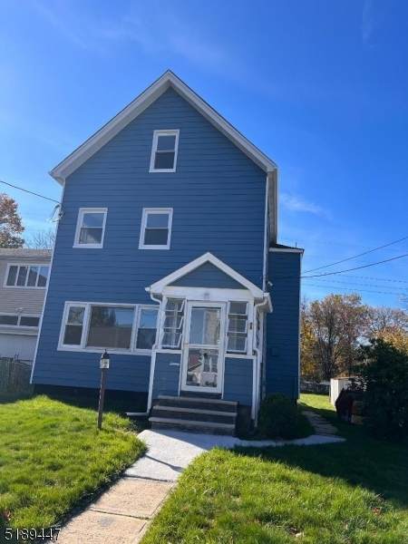 480 Robins St - Photo 1