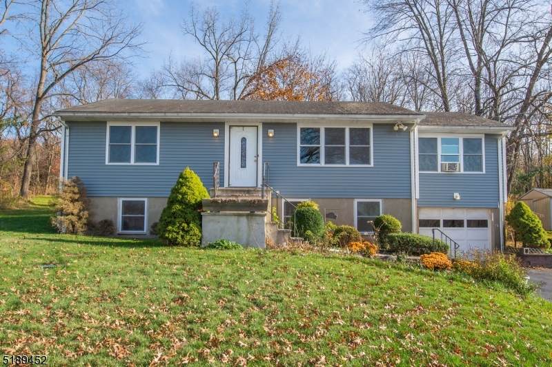 14 Peary Dr - Photo 1