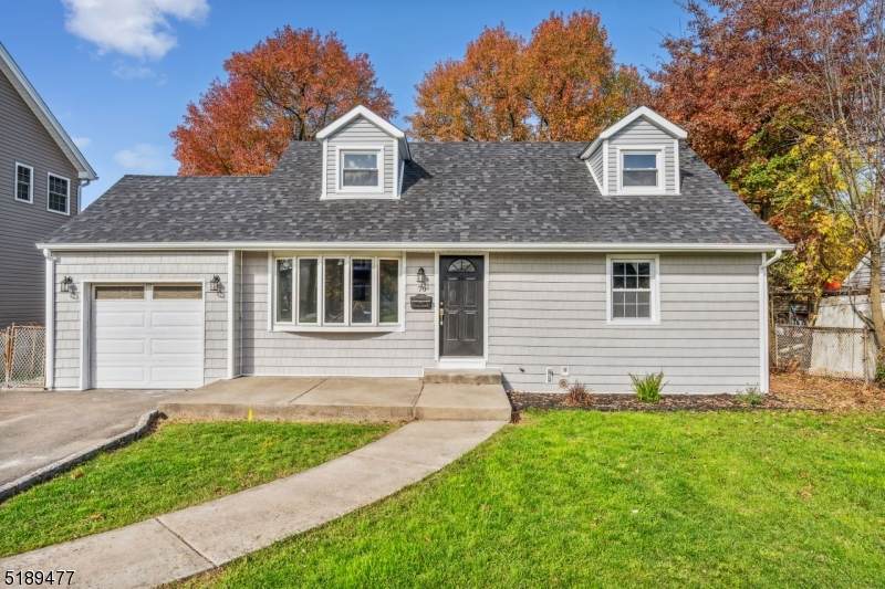 70 Longfellow Dr - Photo 1