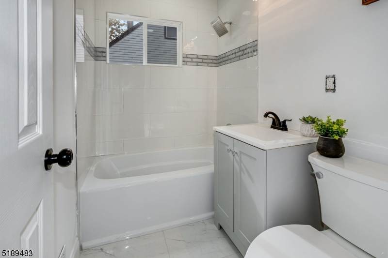 330 Park Ave - Photo 1