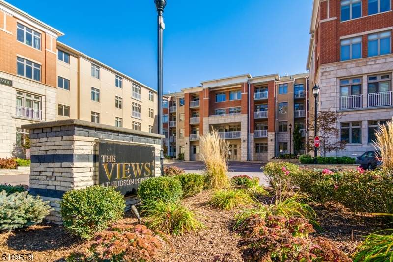 7400 River Rd - Photo 1