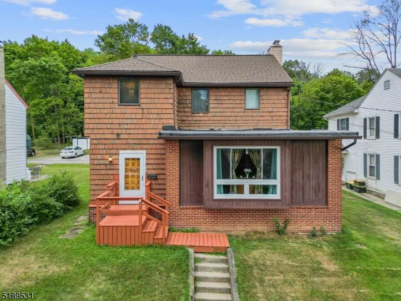 12 Master St - Photo 1