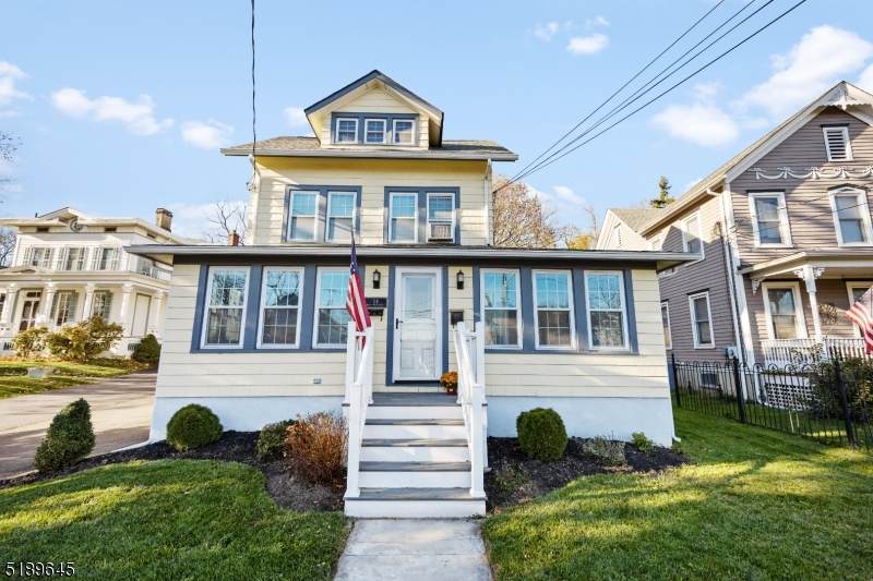 54 W Main St - Photo 1
