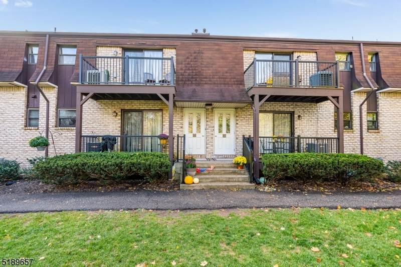 1416 Normandy Ct - Photo 1