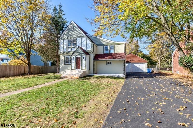 14 Lake Ave - Photo 1