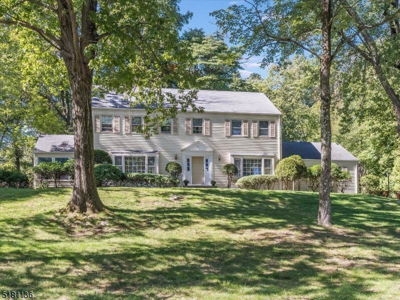 35 Fieldstone Dr - Photo 1