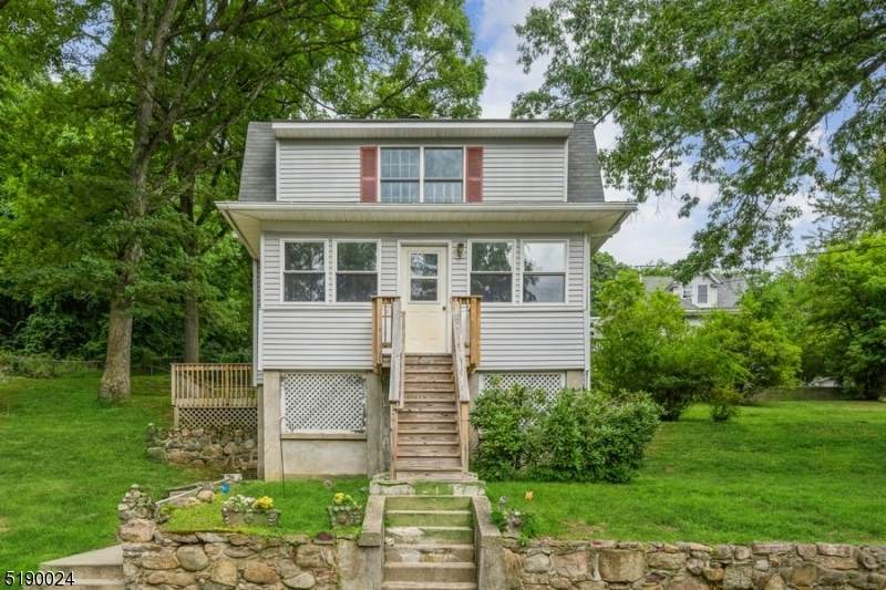 127 Birch St - Photo 1