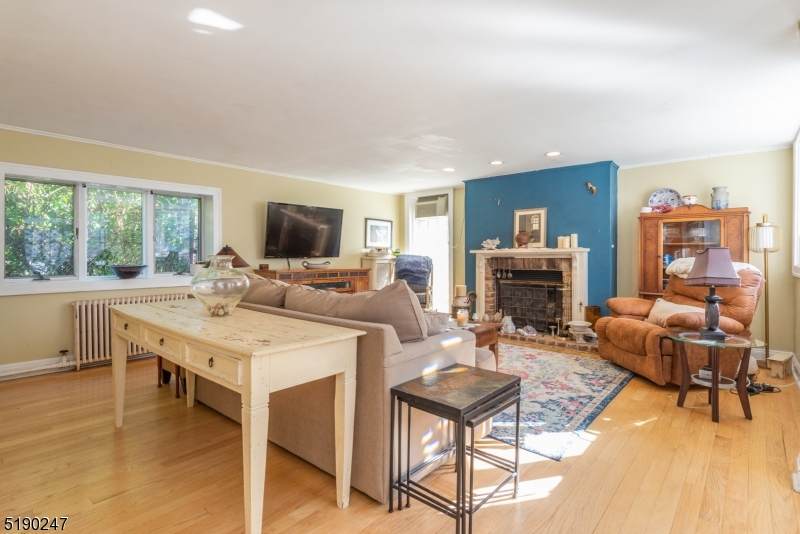 44 Clement St - Photo 1