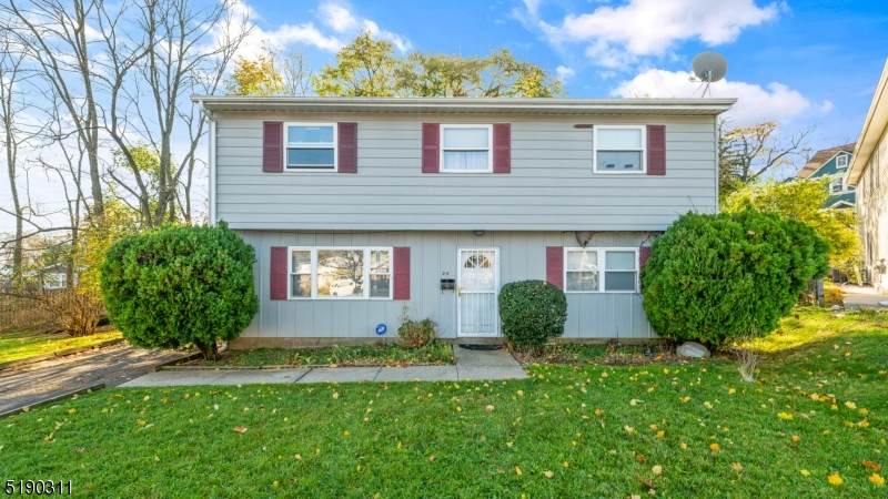 24 Hitchcock Pl - Photo 1