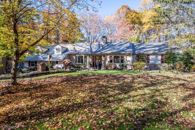 601 Mountain Rd - Photo 1