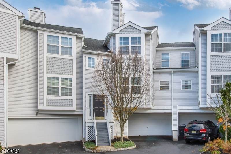 1402 Norwood Way - Photo 1