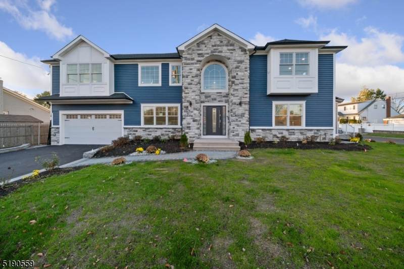 1166 Madison Hill Rd - Photo 1