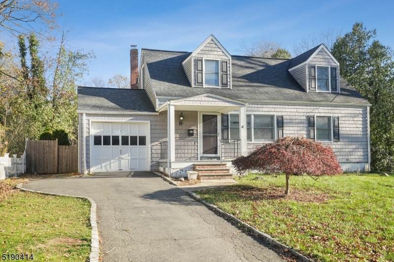 9 Crescent Rd - Photo 1